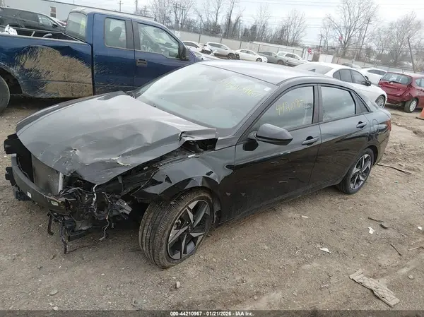 KMHLS4AG1PU506378 2023 HYUNDAI ELANTRA - Image 2