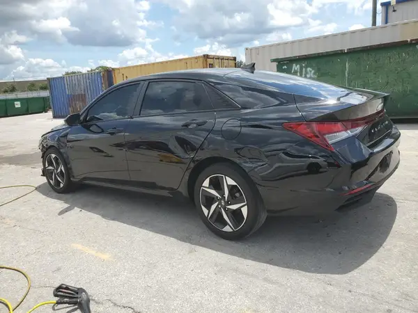 KMHLS4AG1PU509698 2023 HYUNDAI ELANTRA - Image 2