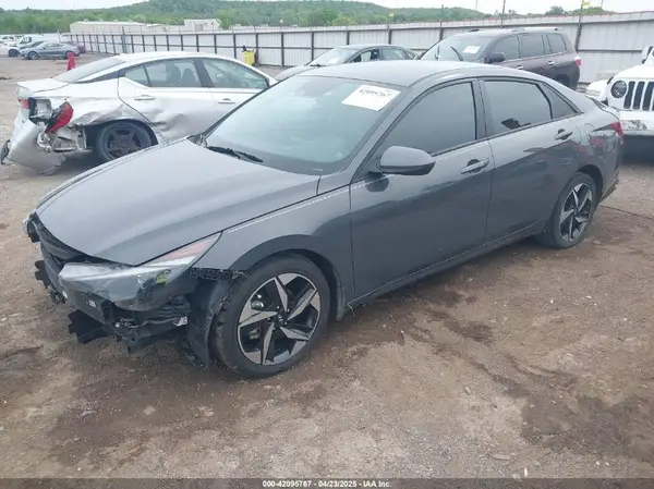 KMHLS4AG1PU560490 2023 HYUNDAI ELANTRA - Image 2