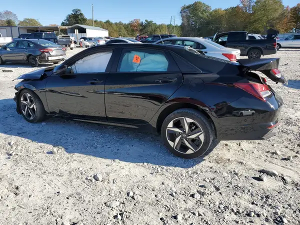 KMHLS4AG1PU563731 2023 HYUNDAI ELANTRA - Image 2