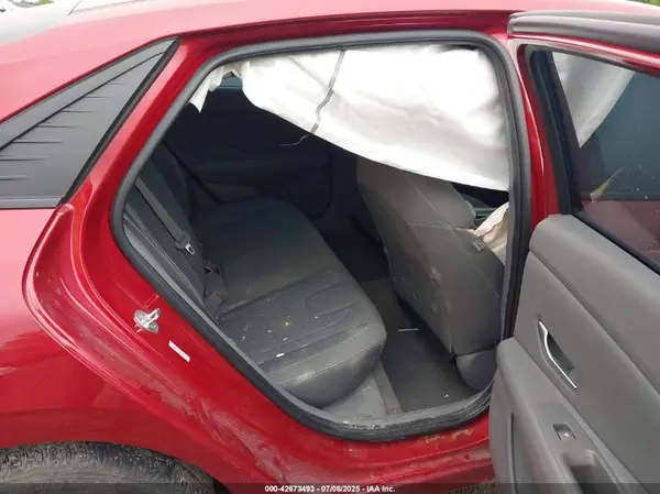 KMHLS4AG1PU589536 2023 HYUNDAI ELANTRA - Image 8