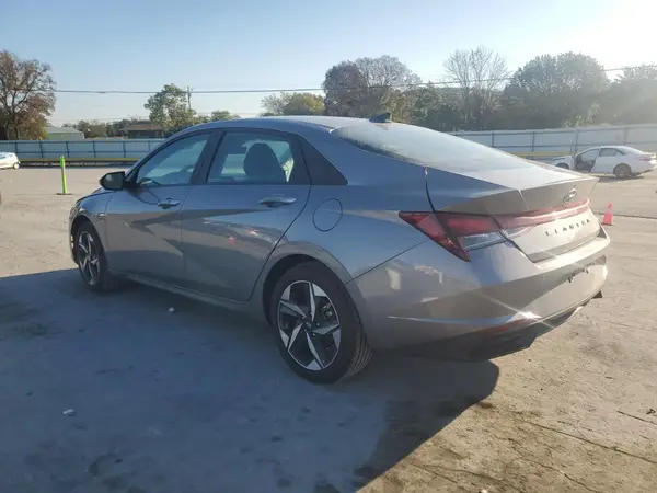 KMHLS4AG1PU592467 2023 HYUNDAI ELANTRA - Image 2