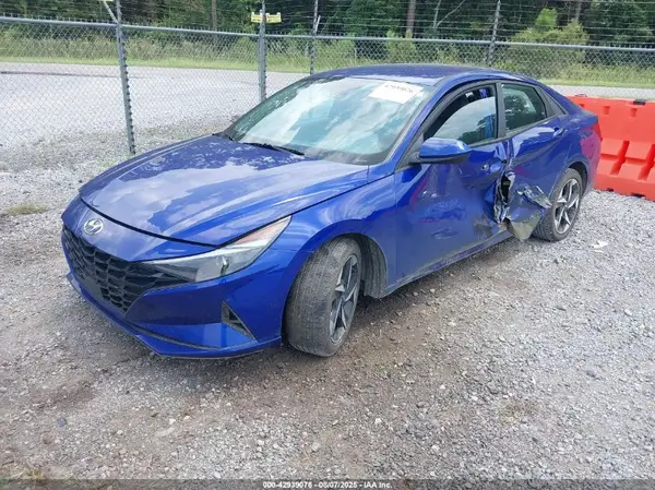 KMHLS4AG1PU602639 2023 HYUNDAI ELANTRA - Image 2