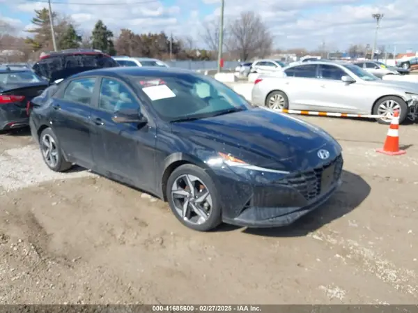 KMHLS4AG1PU604505 2023 HYUNDAI ELANTRA - Image 1