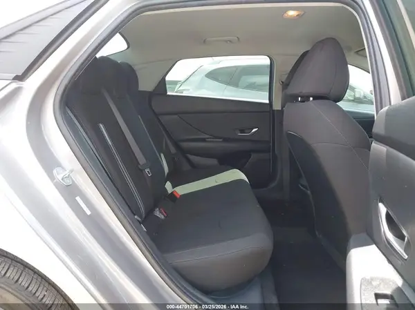 KMHLS4AG1PU605203 2023 HYUNDAI ELANTRA - Image 8