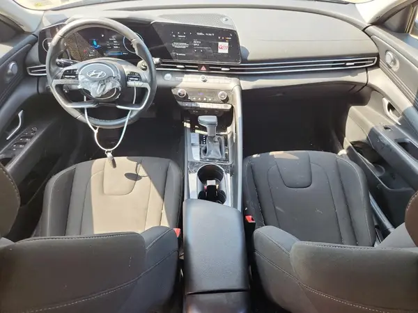 KMHLS4AG1PU605301 2023 HYUNDAI ELANTRA - Image 8