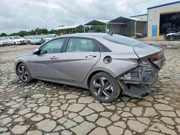 KMHLS4AG1PU618016 2023 HYUNDAI ELANTRA - Image 2