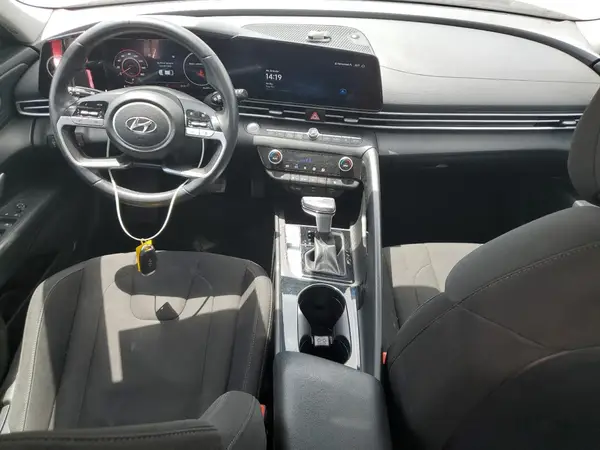 KMHLS4AG1PU631817 2023 HYUNDAI ELANTRA - Image 8
