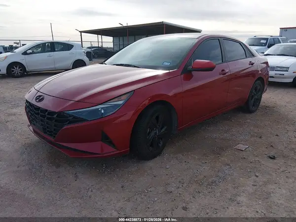 KMHLS4AG2MU067803 2021 HYUNDAI ELANTRA - Image 2