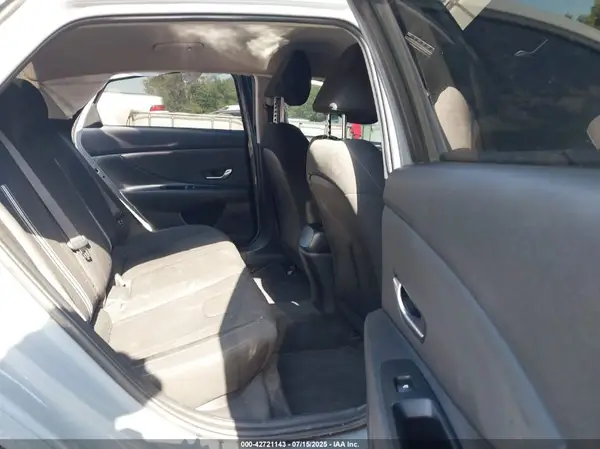 KMHLS4AG2MU179145 2021 HYUNDAI ELANTRA - Image 8