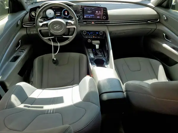 KMHLS4AG2NU252791 2022 HYUNDAI ELANTRA - Image 8
