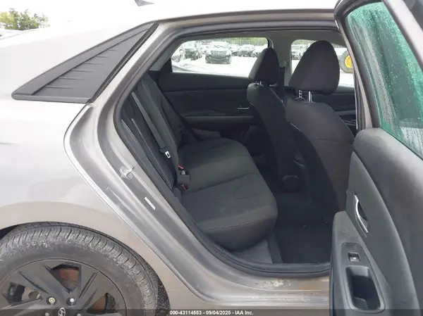 KMHLS4AG2NU272751 2022 HYUNDAI ELANTRA - Image 8