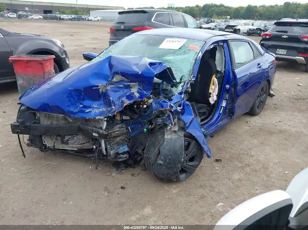 KMHLS4AG2NU315226 2022 HYUNDAI ELANTRA - Image 2