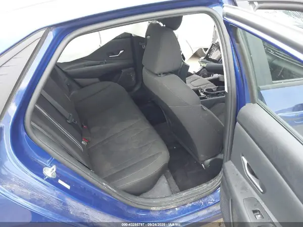 KMHLS4AG2NU315226 2022 HYUNDAI ELANTRA - Image 8