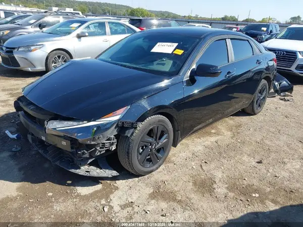 KMHLS4AG2NU336335 2022 HYUNDAI ELANTRA - Image 2