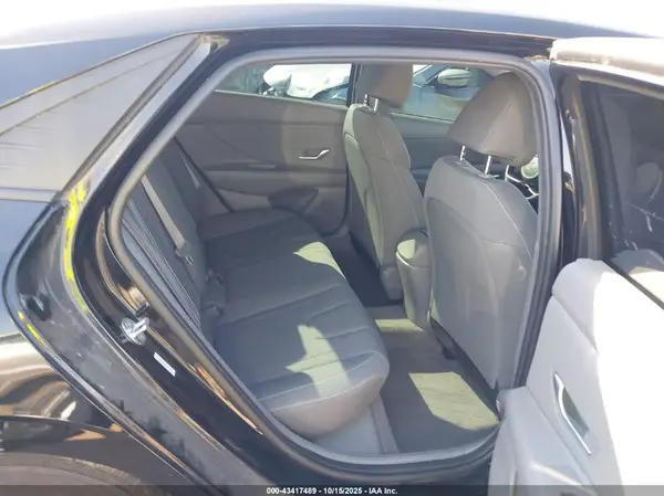 KMHLS4AG2NU336335 2022 HYUNDAI ELANTRA - Image 8