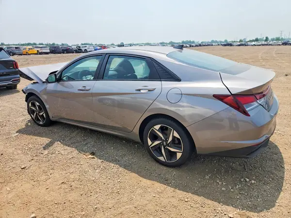 KMHLS4AG2PU402708 2023 HYUNDAI ELANTRA - Image 2