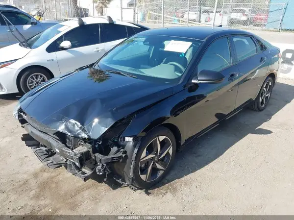 KMHLS4AG2PU423185 2023 HYUNDAI ELANTRA - Image 2