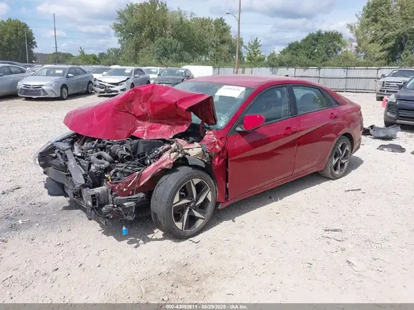 KMHLS4AG2PU426619 2023 HYUNDAI ELANTRA - Image 2