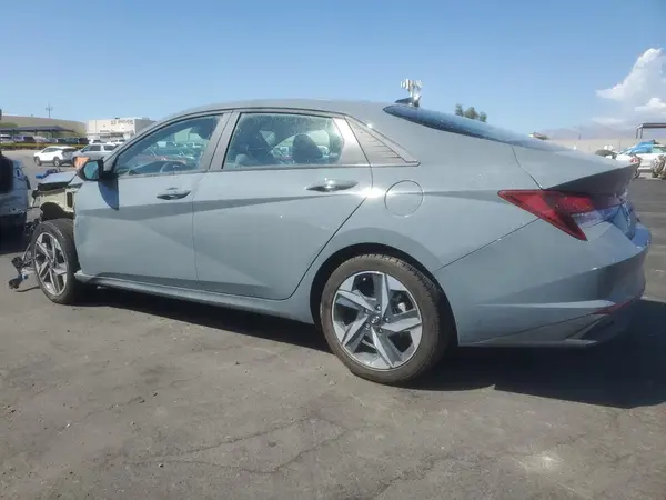 KMHLS4AG2PU427141 2023 HYUNDAI ELANTRA - Image 2