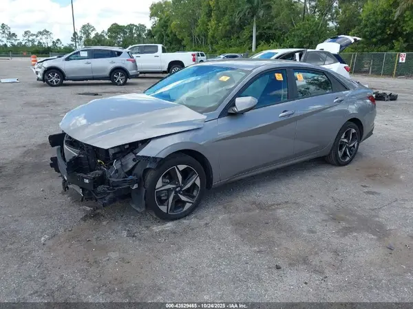 KMHLS4AG2PU430590 2023 HYUNDAI ELANTRA - Image 2