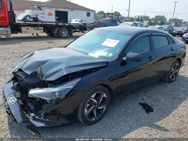 KMHLS4AG2PU437233 2023 HYUNDAI ELANTRA - Image 2