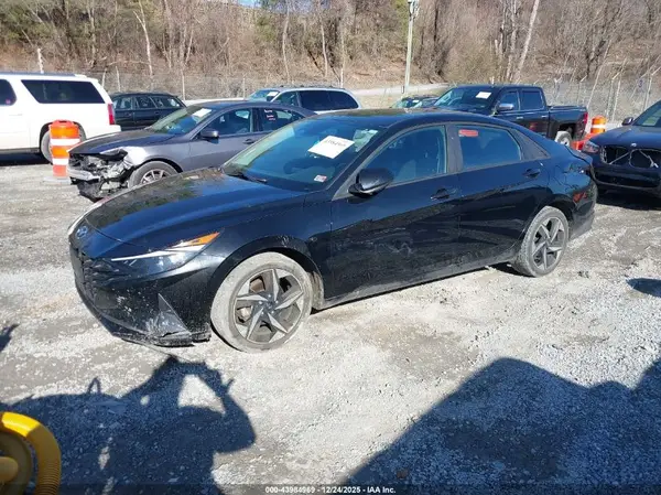 KMHLS4AG2PU440410 2023 HYUNDAI ELANTRA - Image 2