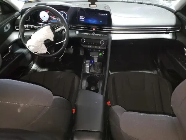 KMHLS4AG2PU443517 2023 HYUNDAI ELANTRA - Image 8