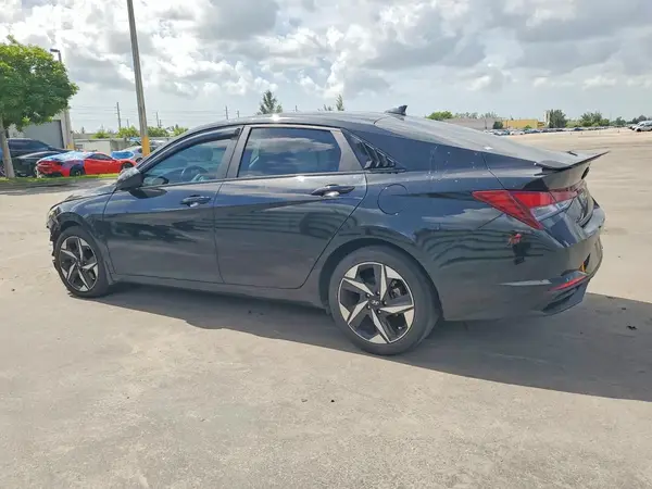 KMHLS4AG2PU551748 2023 HYUNDAI ELANTRA - Image 2