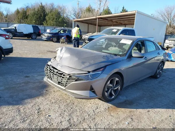 KMHLS4AG2PU552513 2023 HYUNDAI ELANTRA - Image 2