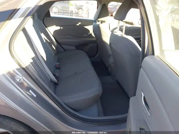 KMHLS4AG2PU552513 2023 HYUNDAI ELANTRA - Image 8