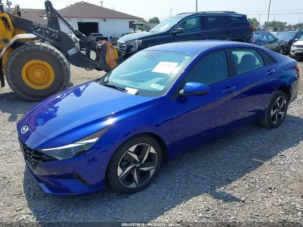 KMHLS4AG2PU553600 2023 HYUNDAI ELANTRA - Image 2