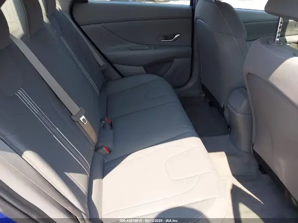 KMHLS4AG2PU553600 2023 HYUNDAI ELANTRA - Image 8