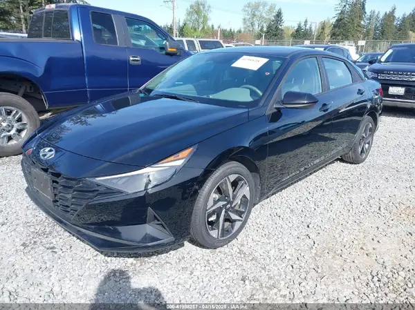 KMHLS4AG2PU556335 2023 HYUNDAI ELANTRA - Image 2
