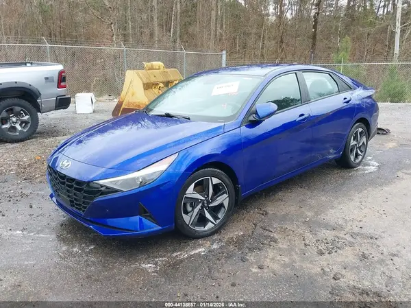 KMHLS4AG2PU568923 2023 HYUNDAI ELANTRA - Image 2