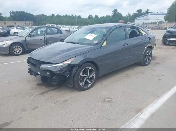 KMHLS4AG2PU580649 2023 HYUNDAI ELANTRA - Image 2