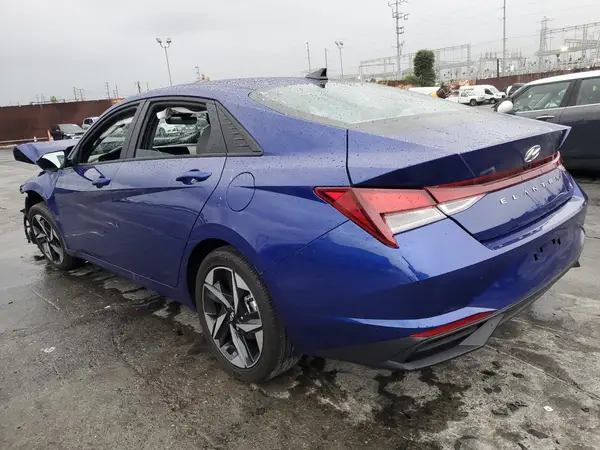 KMHLS4AG2PU585253 2023 HYUNDAI ELANTRA - Image 2