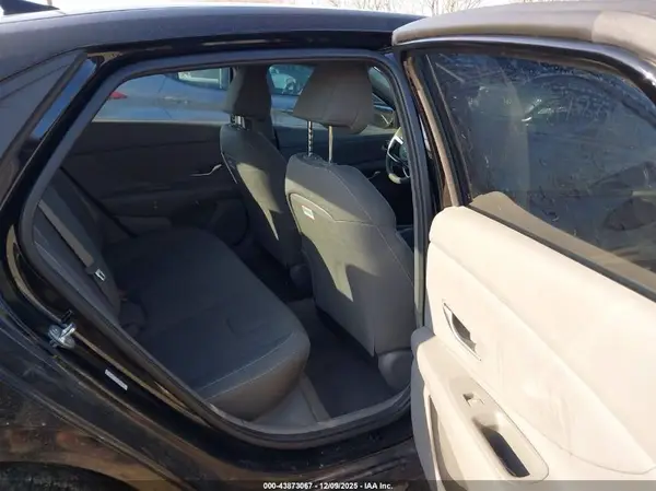 KMHLS4AG2PU593742 2023 HYUNDAI ELANTRA - Image 8
