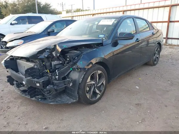 KMHLS4AG2PU596060 2023 HYUNDAI ELANTRA - Image 2