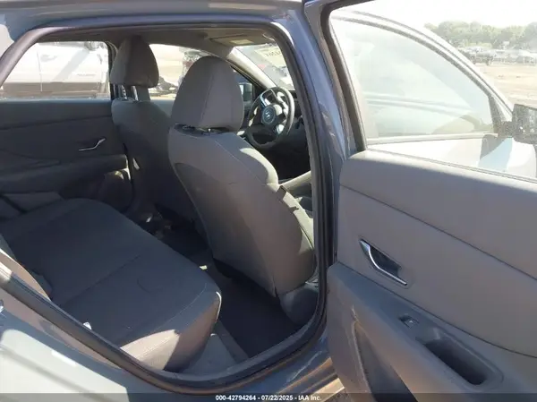 KMHLS4AG3MU210919 2021 HYUNDAI ELANTRA - Image 8