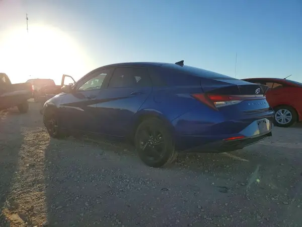 KMHLS4AG3NU227401 2022 HYUNDAI ELANTRA - Image 2