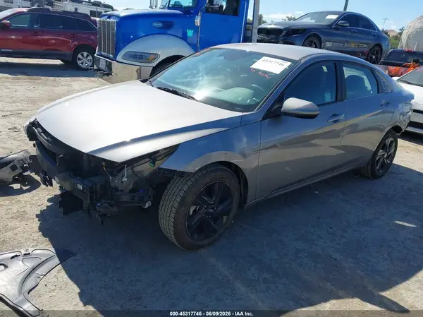 KMHLS4AG3NU239466 2022 HYUNDAI ELANTRA - Image 2