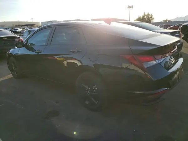 KMHLS4AG3NU283581 2022 HYUNDAI ELANTRA - Image 2