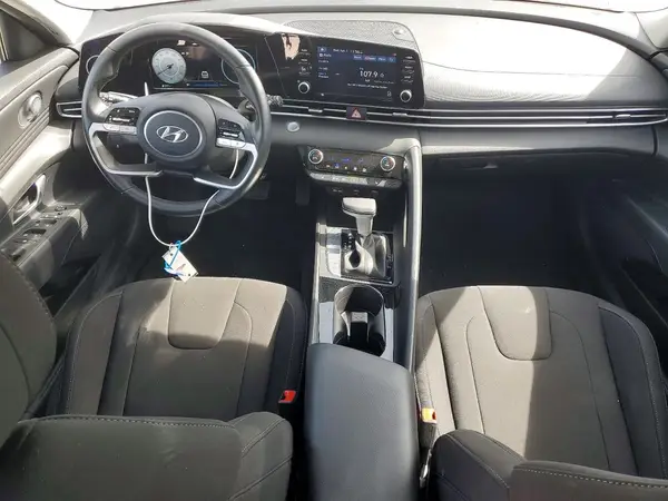 KMHLS4AG3NU367593 2022 HYUNDAI ELANTRA - Image 8