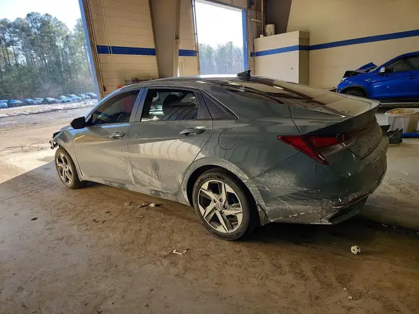 KMHLS4AG3PU410428 2023 HYUNDAI ELANTRA - Image 2
