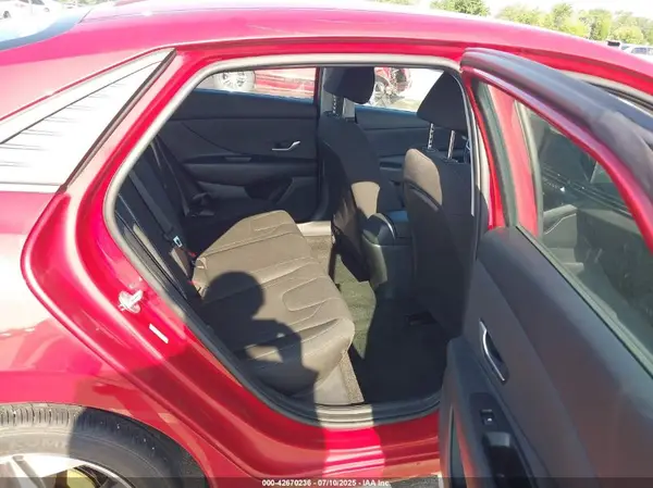 KMHLS4AG3PU410980 2023 HYUNDAI ELANTRA - Image 8