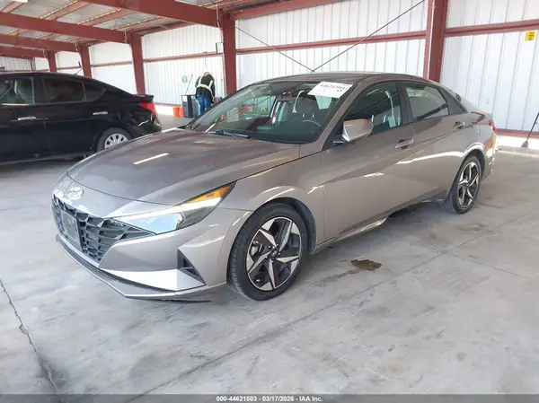 KMHLS4AG3PU411806 2023 HYUNDAI ELANTRA - Image 2