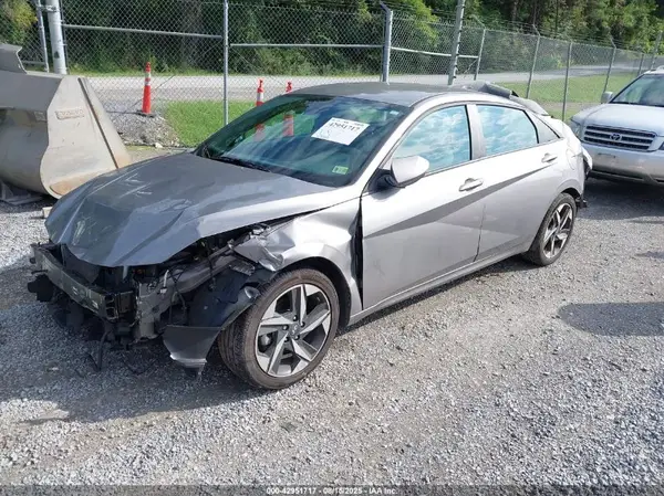 KMHLS4AG3PU412874 2023 HYUNDAI ELANTRA - Image 2
