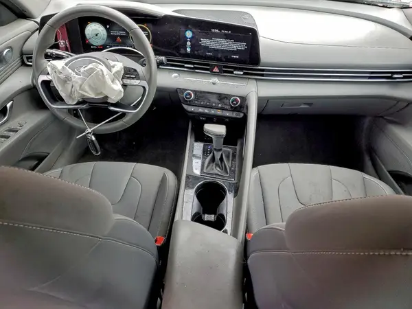 KMHLS4AG3PU426645 2023 HYUNDAI ELANTRA - Image 8