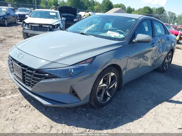 KMHLS4AG3PU441744 2023 HYUNDAI ELANTRA - Image 2